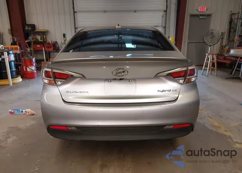 2016 Hyundai Sonata Hybrid Se z USA, uszkodzony, nr VIN KMHE24L18GA011260